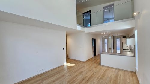 PRENÁJOM 5 - izbového domu