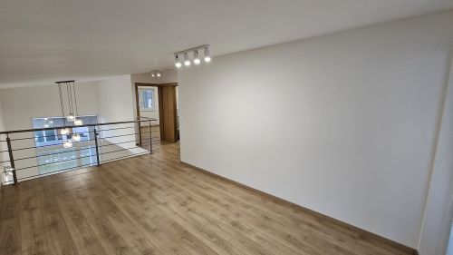 PRENÁJOM 5-izbového domu