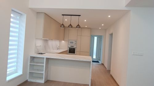 PRENÁJOM 5 - izbového domu